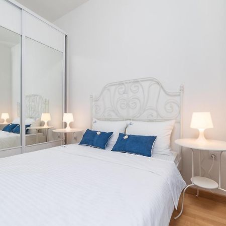Ana'S Apartment Budva Mne Zewnętrze zdjęcie