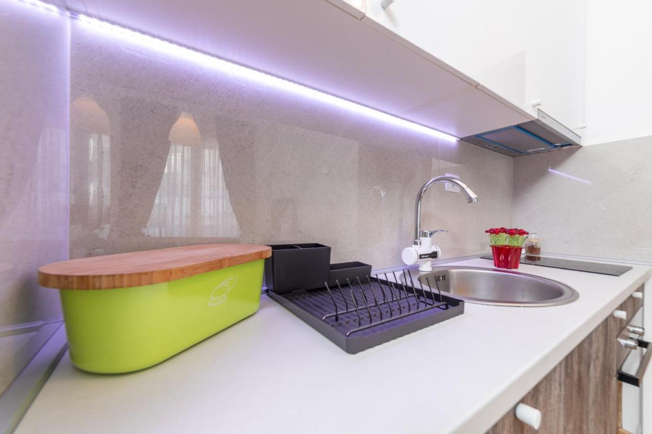 Ana'S Apartment Budva Mne Zewnętrze zdjęcie